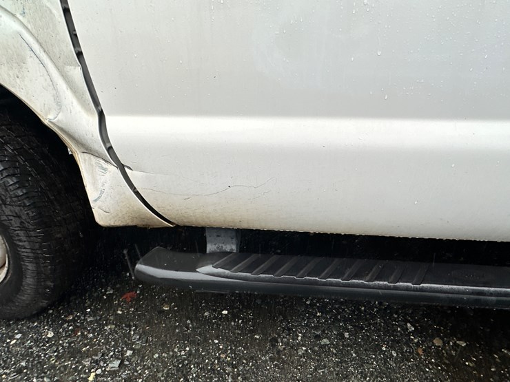 2012-ford-f250-xl-image-54