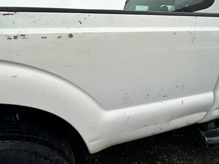 2012-ford-f250-xl-image-14