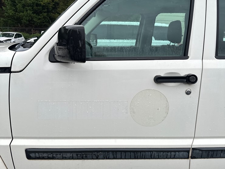 2008-jeep-liberty-image-9