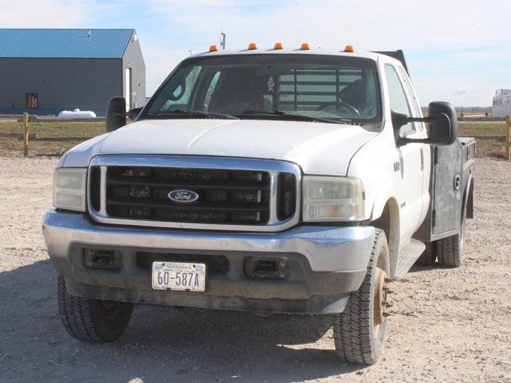 2002-ford-f450-xlt-image-1