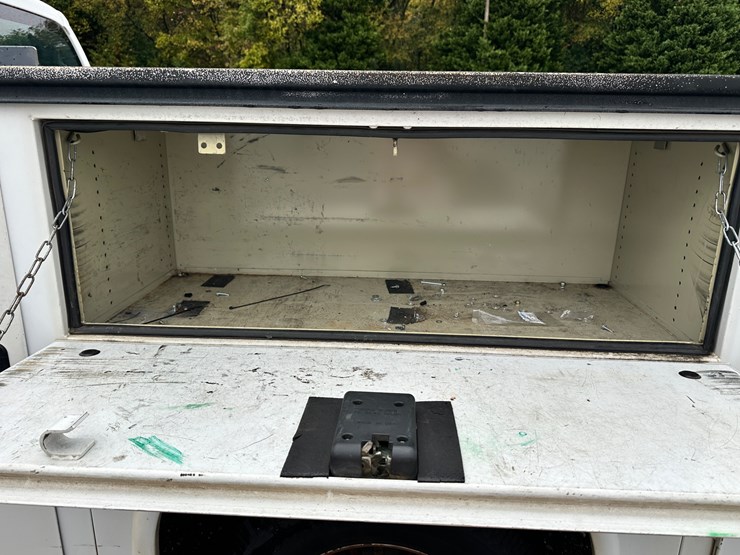 2015-ford-f350-xl-image-58