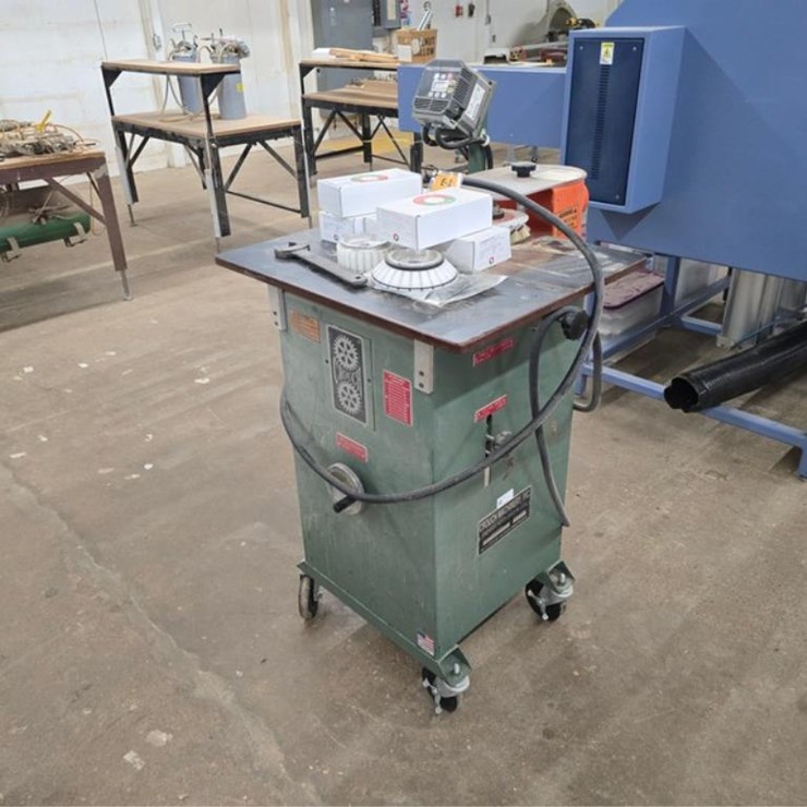 #2708 • Crouch Machenery 255 Profile Sander