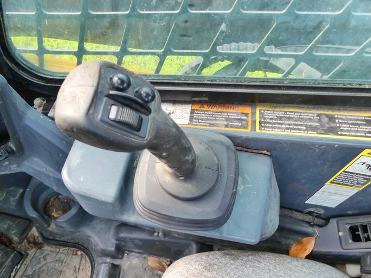 2021-deere-333g-image-13