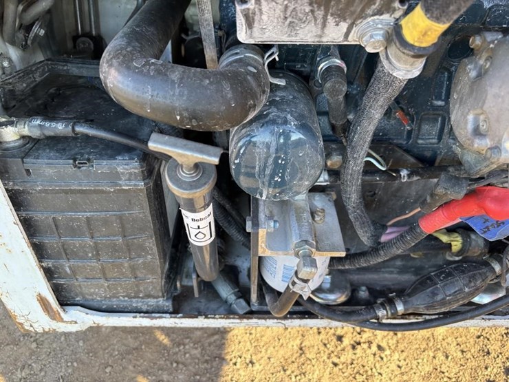 2020-bobcat-s70-image-30