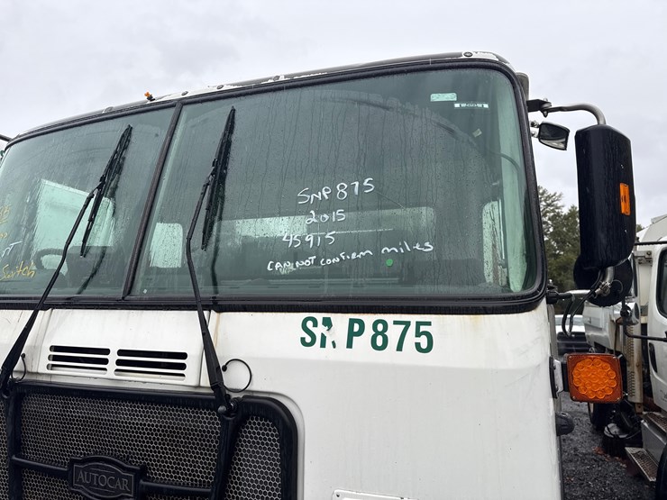 2015-autocar-acx64-image-5