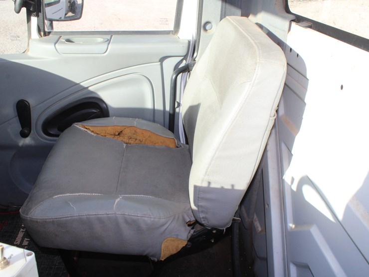 2004-international-durastar-4300-image-36