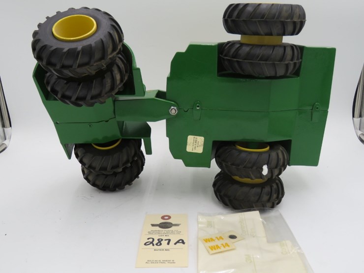 john-deere-17-image-6