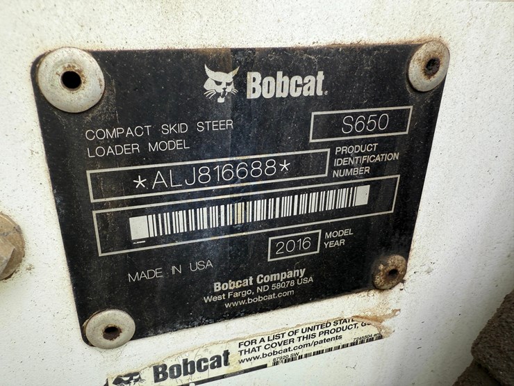 2016-bobcat-s650-image-15