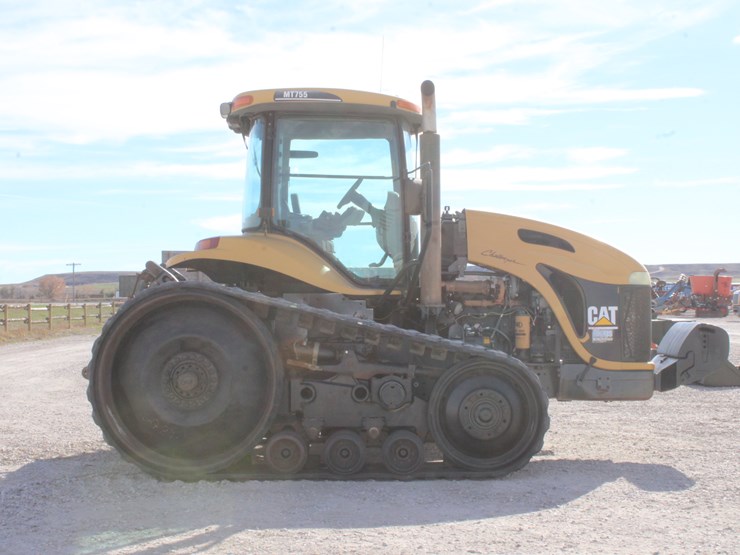 challenger-mt755-image-11