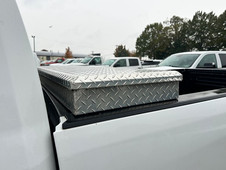 2015-dodge-ram-1500-image-40