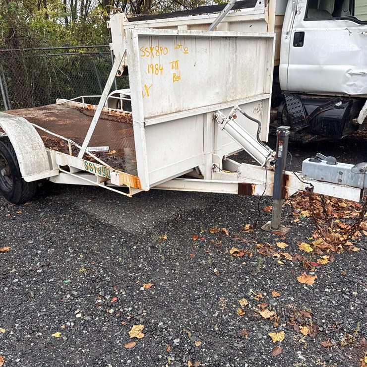 1984 HOMEMADE FLAT BED