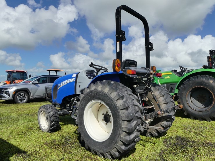 new-holland-workmaster-37-image-4