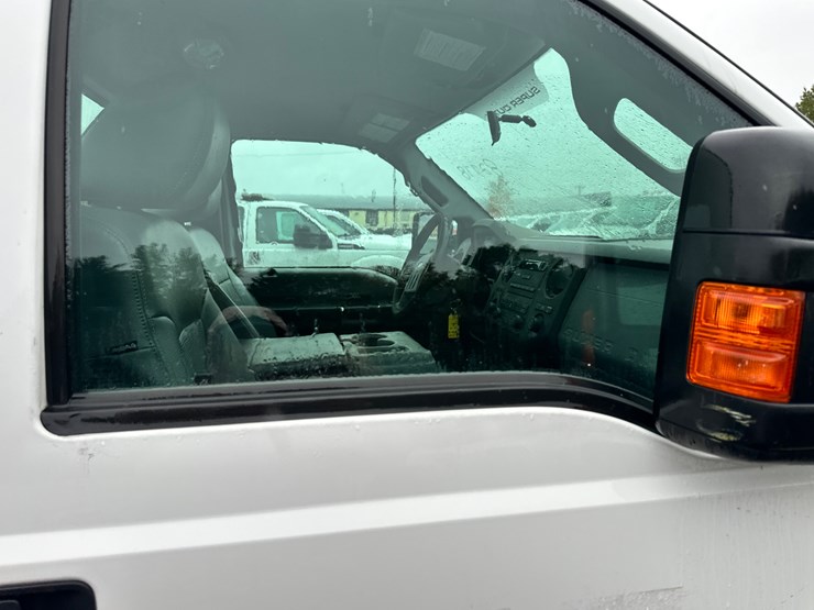 2016-ford-f250-xl-image-22