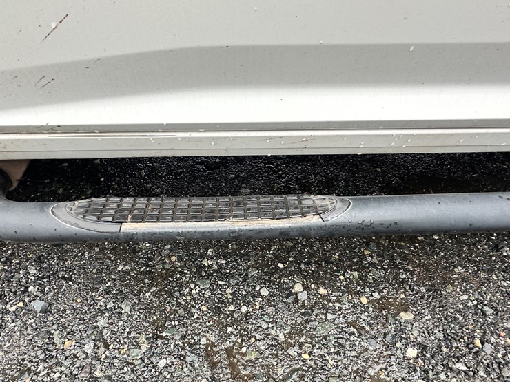 2013-dodge-ram-1500-image-47