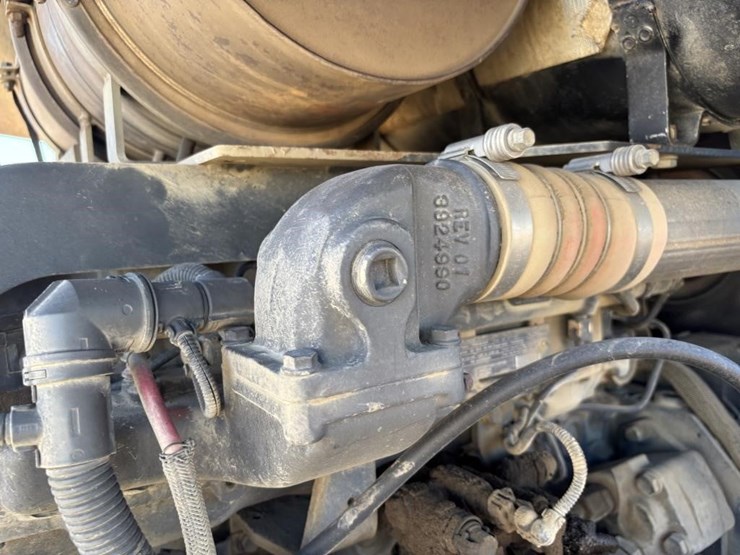 2004-case-721d-image-58