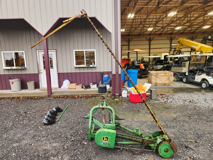 john-deere-350-image-1