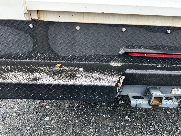 2015-ford-f350-xl-image-71