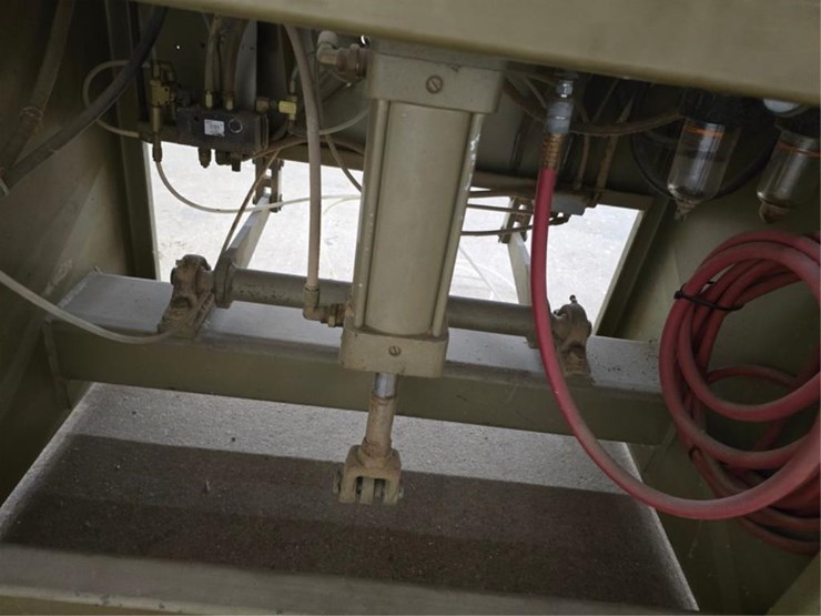 #2716-•-sicotte-700-3-multi-head-drill-press-image-23