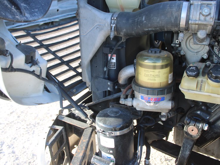 2016-freightliner-cascadia-125-image-52