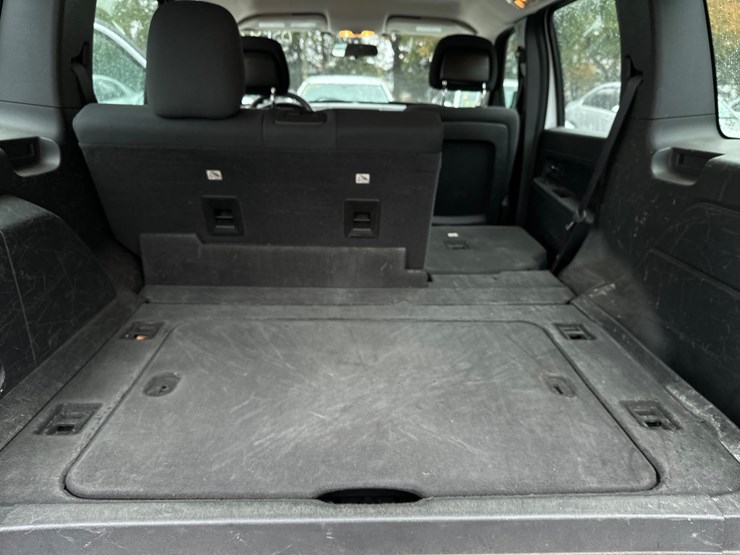 2012-jeep-liberty-image-28