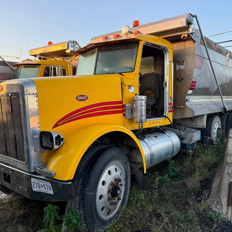 2003 PETERBILT 378