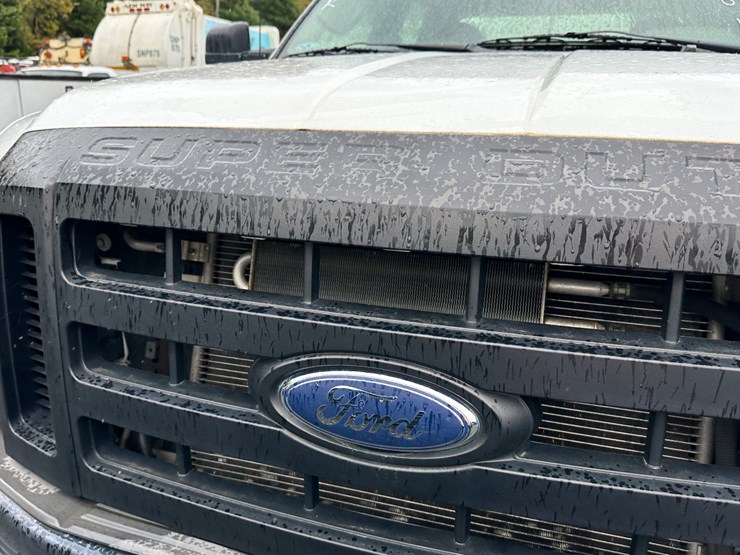 2008-ford-f250-xl-image-38