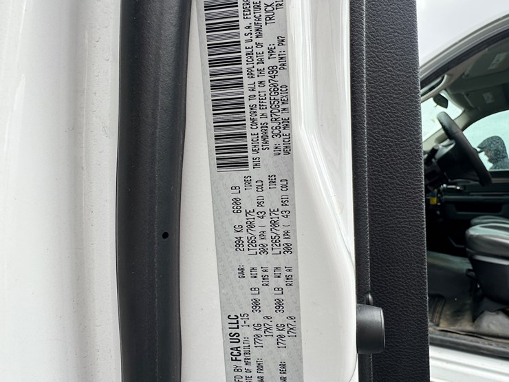 2015-dodge-ram-1500-image-62