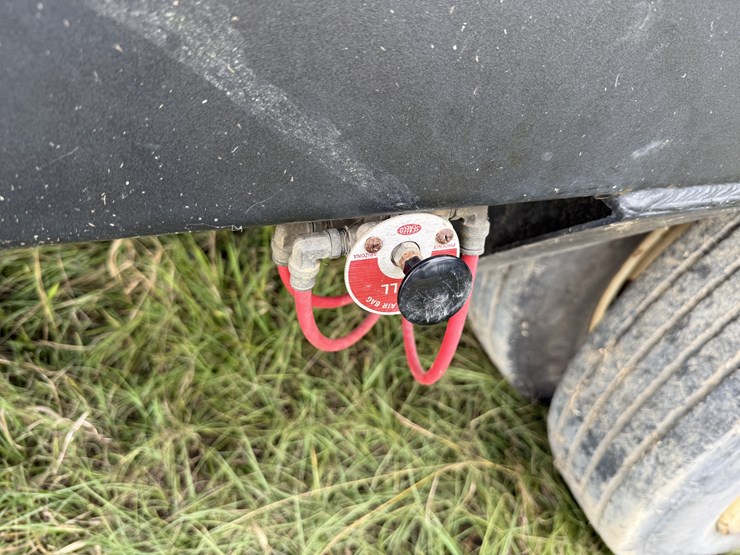 2015-goose-neck-cattle-trailer-image-9