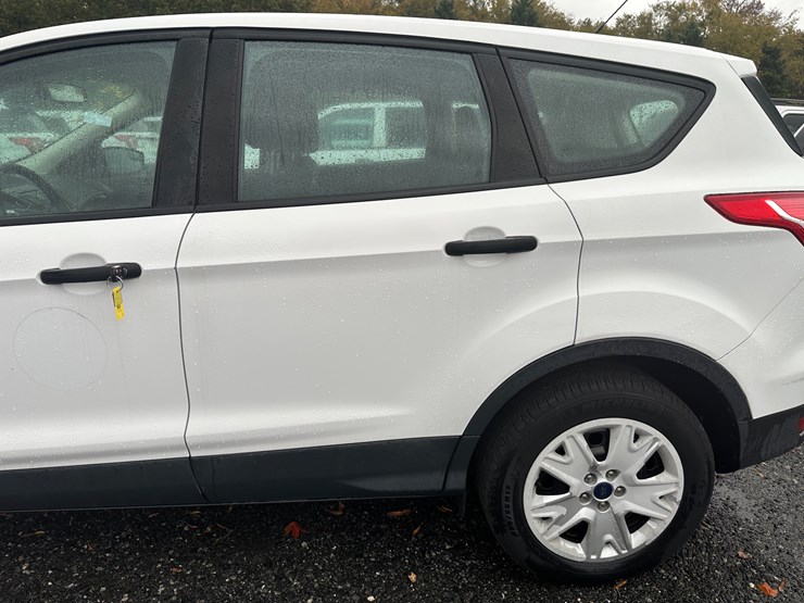 2016-ford-escape-image-7