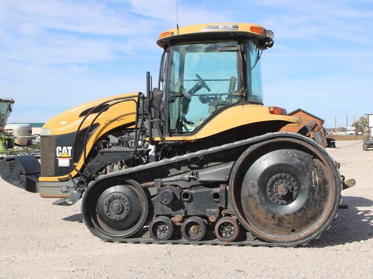 challenger-mt755-image-5