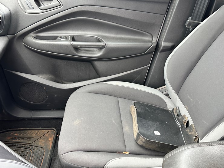 2016-ford-escape-image-69