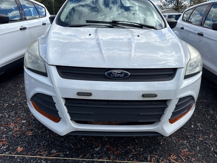 2015-ford-escape-image-30