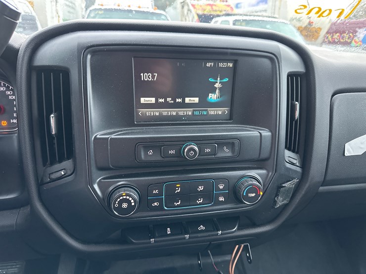 2016-chevrolet-silverado-image-51