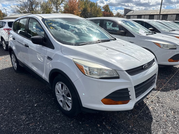 2016-ford-escape-image-30