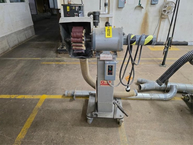 #2732-•-g&p-machinery-epn-flap-sander-image-6