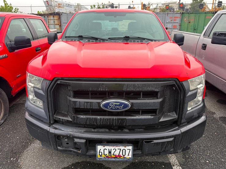 2017-ford-f150-xl-image-8