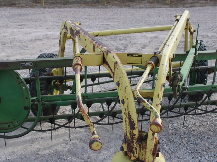 john-deere-640-image-10