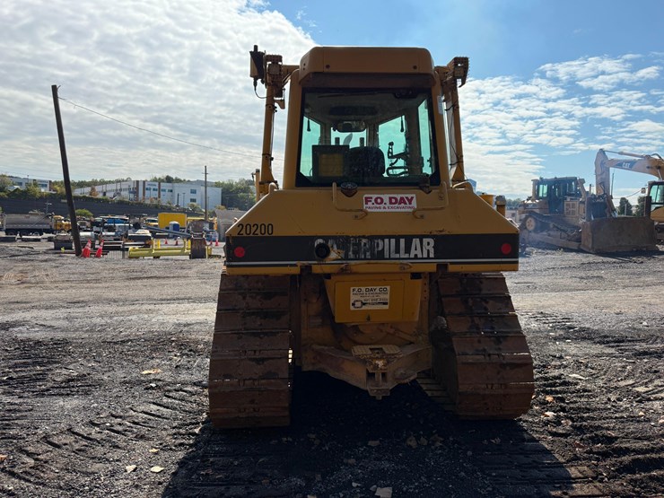 caterpillar-d6n-xl-image-6