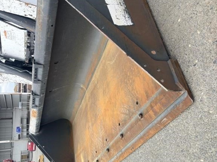 2019-bobcat-t740-image-9