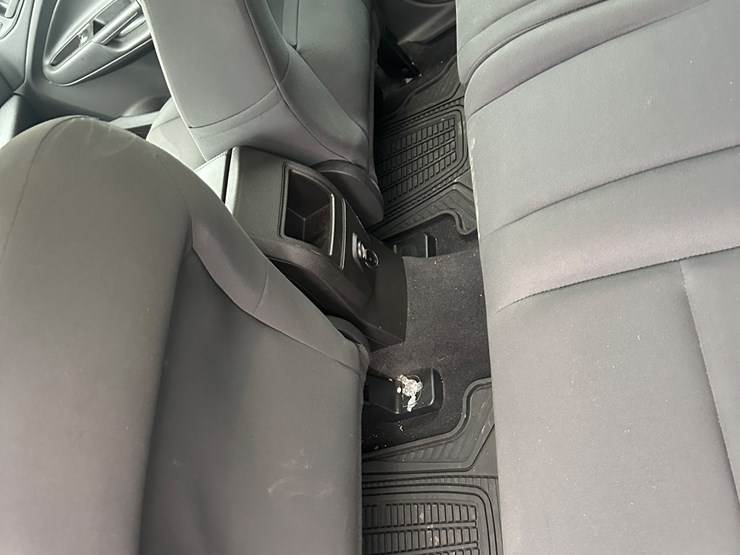 2016-ford-escape-image-22