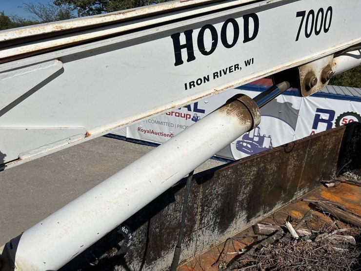 2017-peterbilt-348-image-25