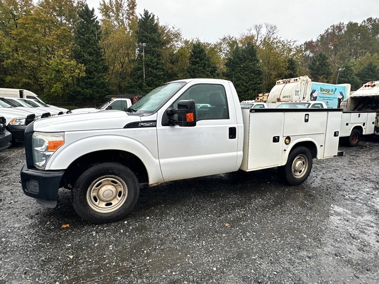 2016-ford-f250-xl-image-4