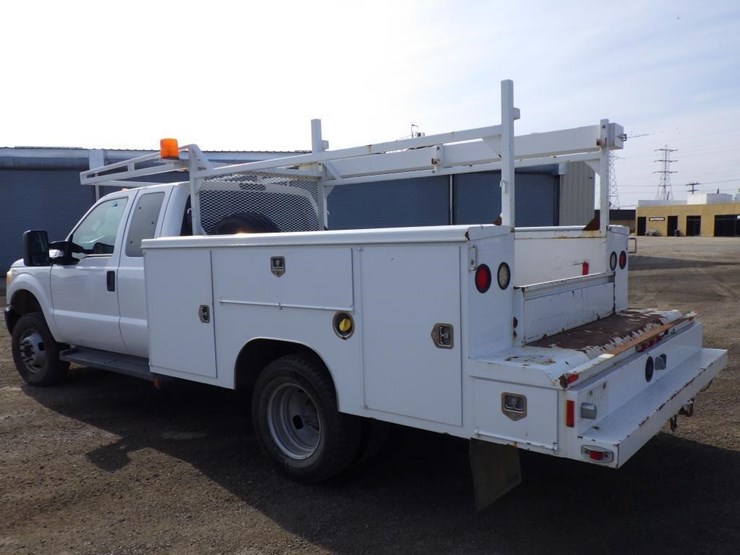 2015-ford-f350-image-4