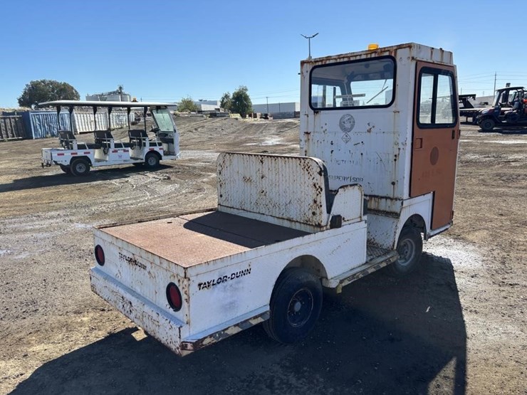 taylor-dunn-b2-48-image-3