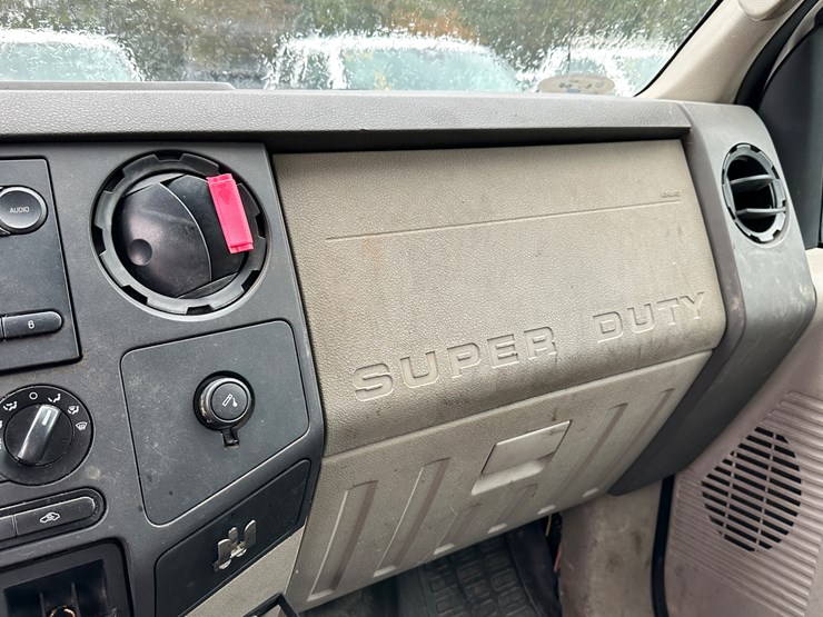 2008-ford-f250-xl-image-88