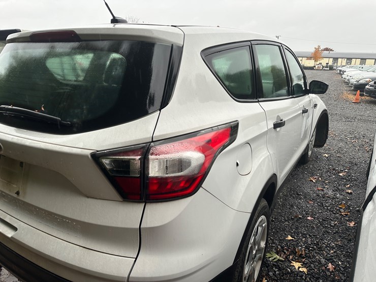 2017-ford-escape-image-7