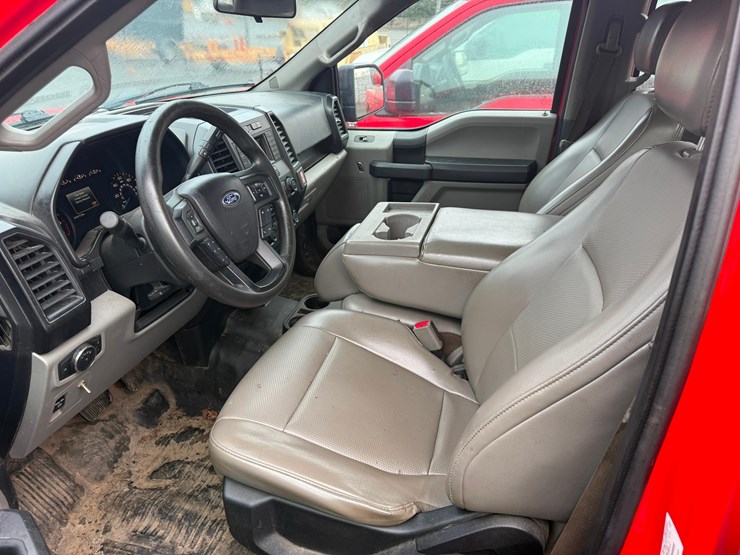 2017-ford-f150-xl-image-9