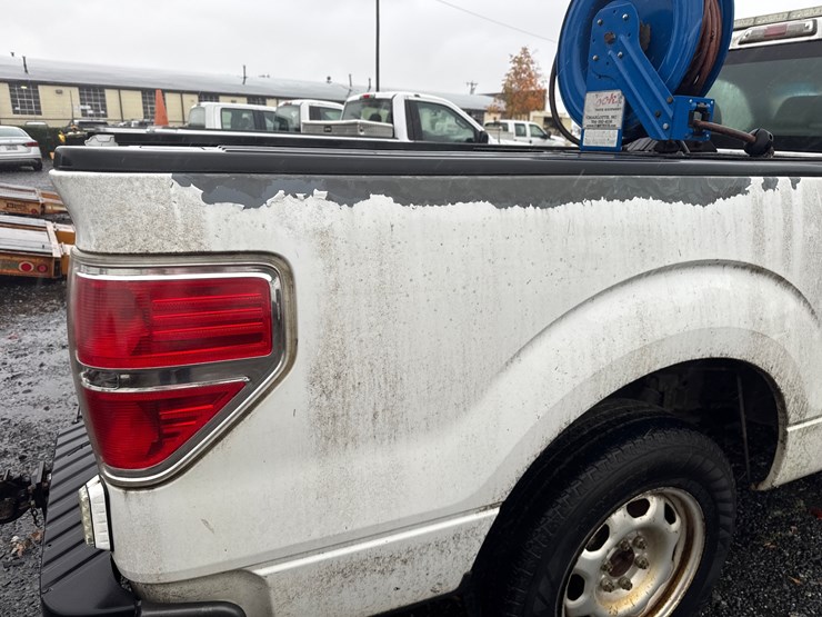 2011-ford-f150-xl-image-19