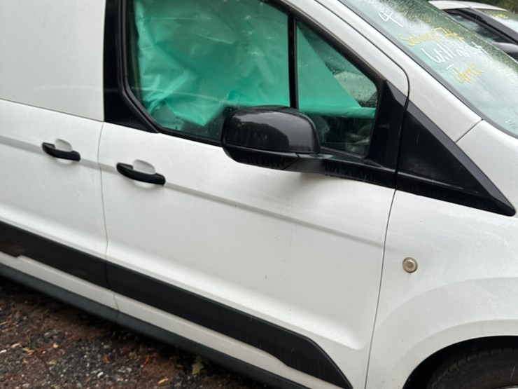 2016-ford-transit-connect-image-15