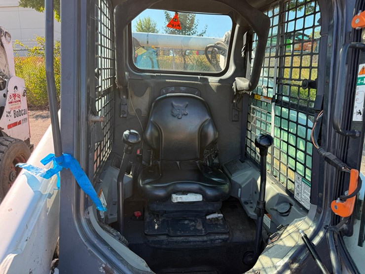 2016-bobcat-s650-image-9